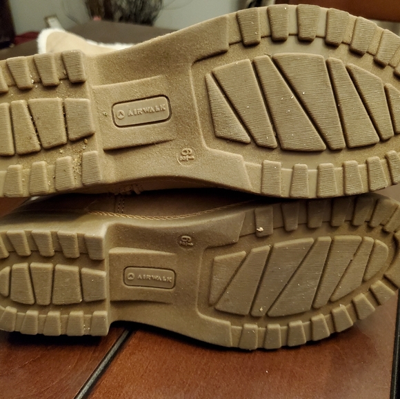 Airwalk knee high boots - Picture 2 of 7